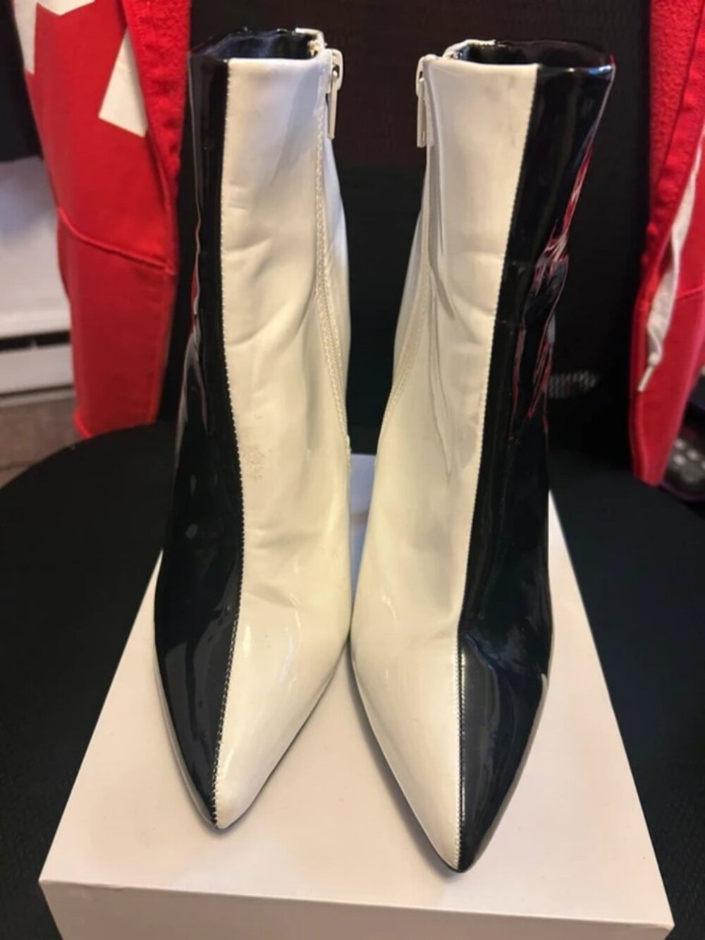 Liliana size 8.5 women’s ankle booties